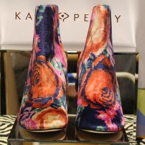 Katy Perry THE MAYARI Velvet Bootie 9.5